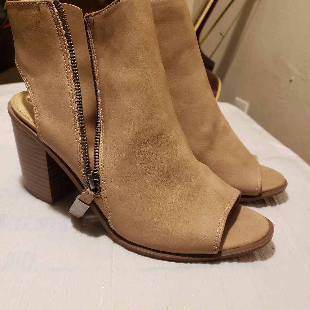 Circus Heels